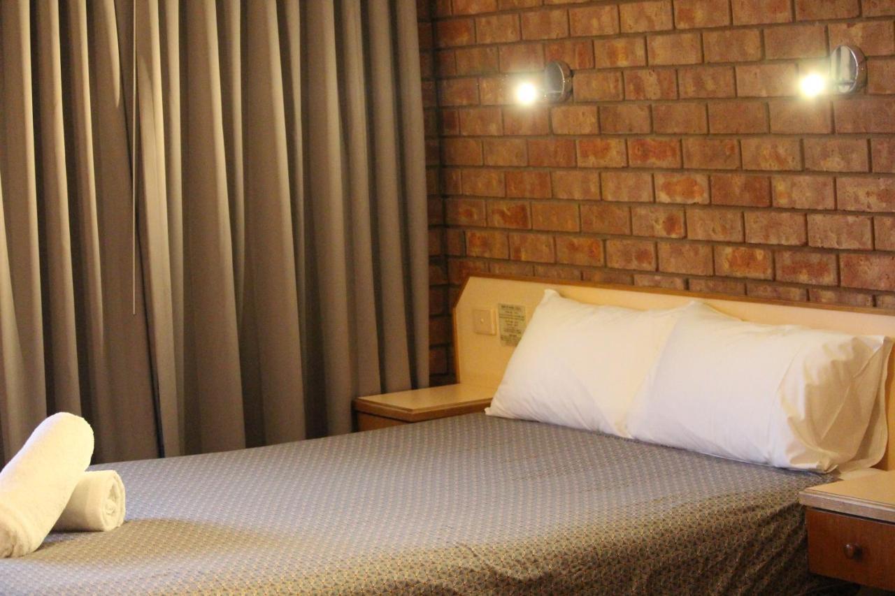 Red Cliffs Colonial Motor Lodge, Mildura Region מראה חיצוני תמונה