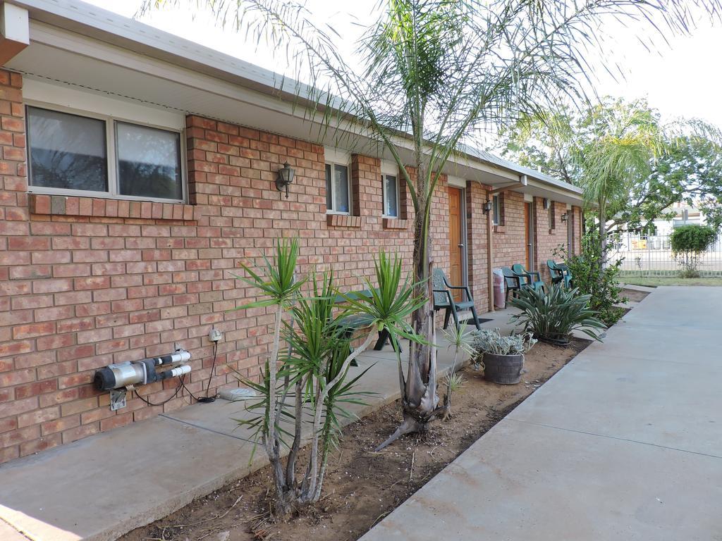 Red Cliffs Colonial Motor Lodge, Mildura Region מראה חיצוני תמונה