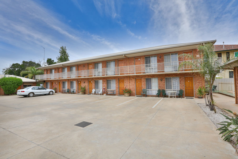 Red Cliffs Colonial Motor Lodge, Mildura Region מראה חיצוני תמונה