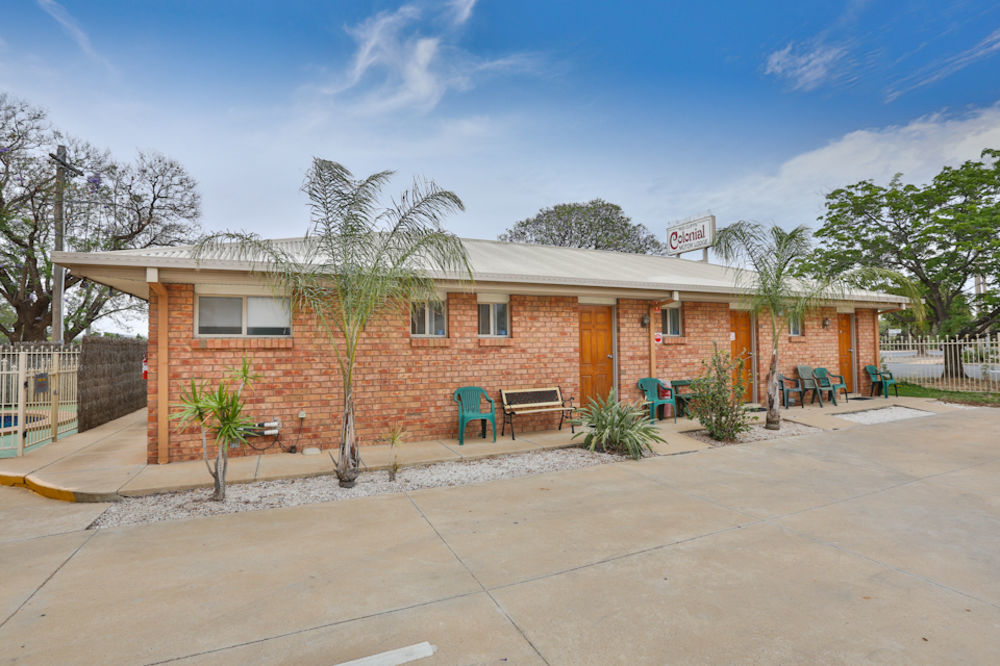 Red Cliffs Colonial Motor Lodge, Mildura Region מראה חיצוני תמונה